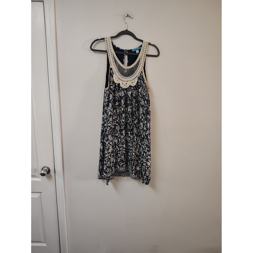 Buttons Womens‎ Navy Blue White Floral Crochet Bib Neck Sleeveless Mini Dress L